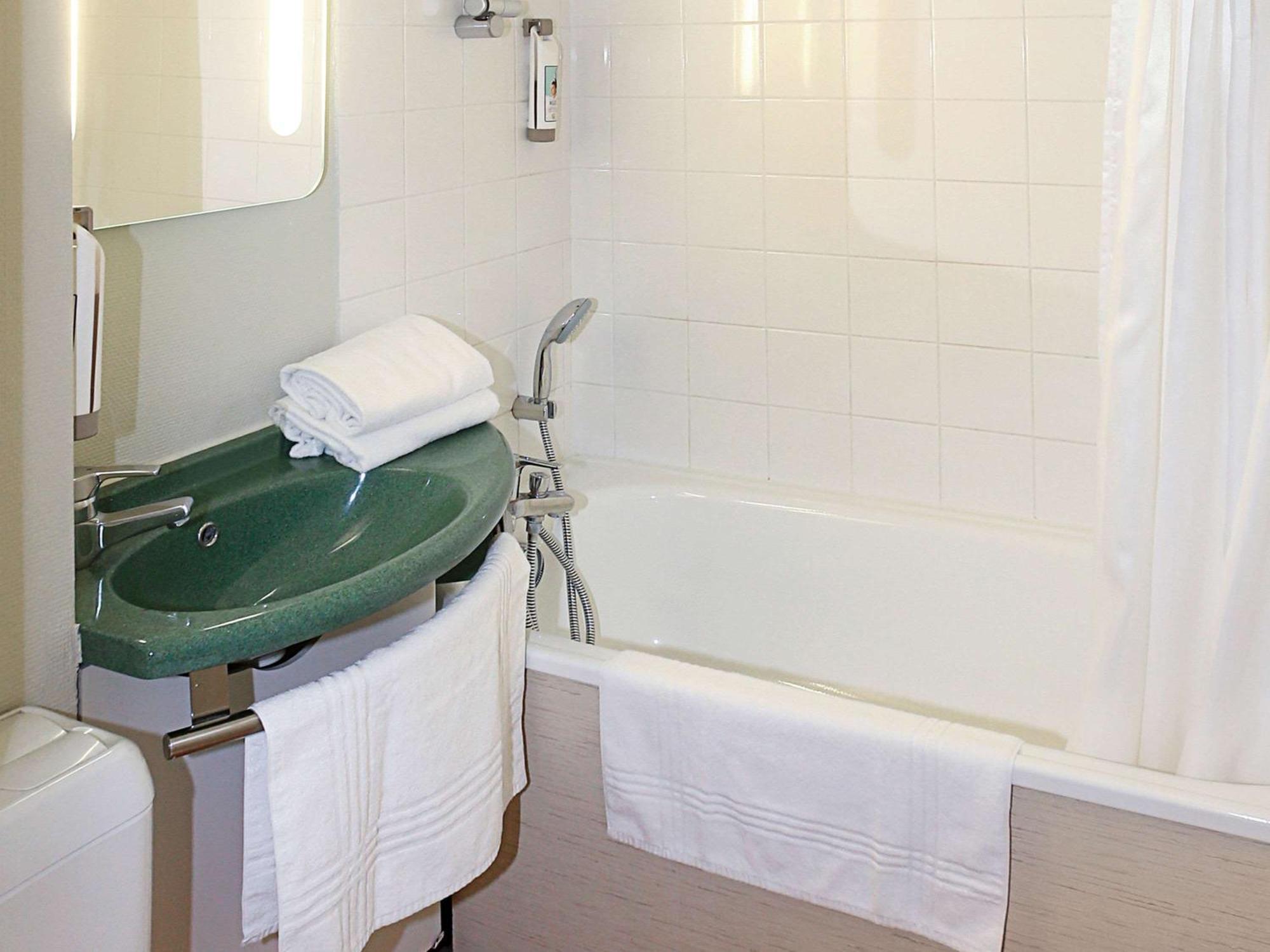 Ibis Auxerre Sud Hotel Venoy Exterior photo