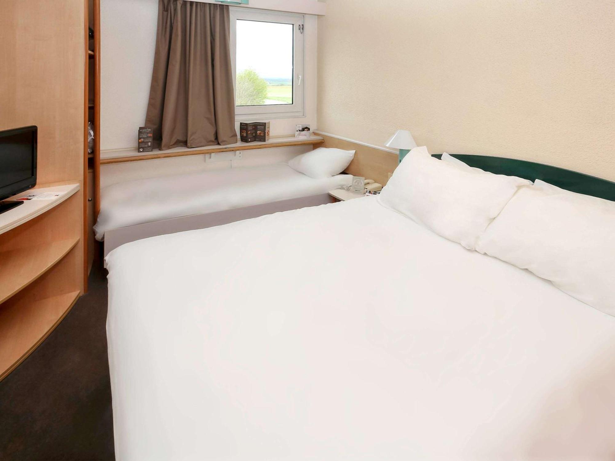 Ibis Auxerre Sud Hotel Venoy Exterior photo