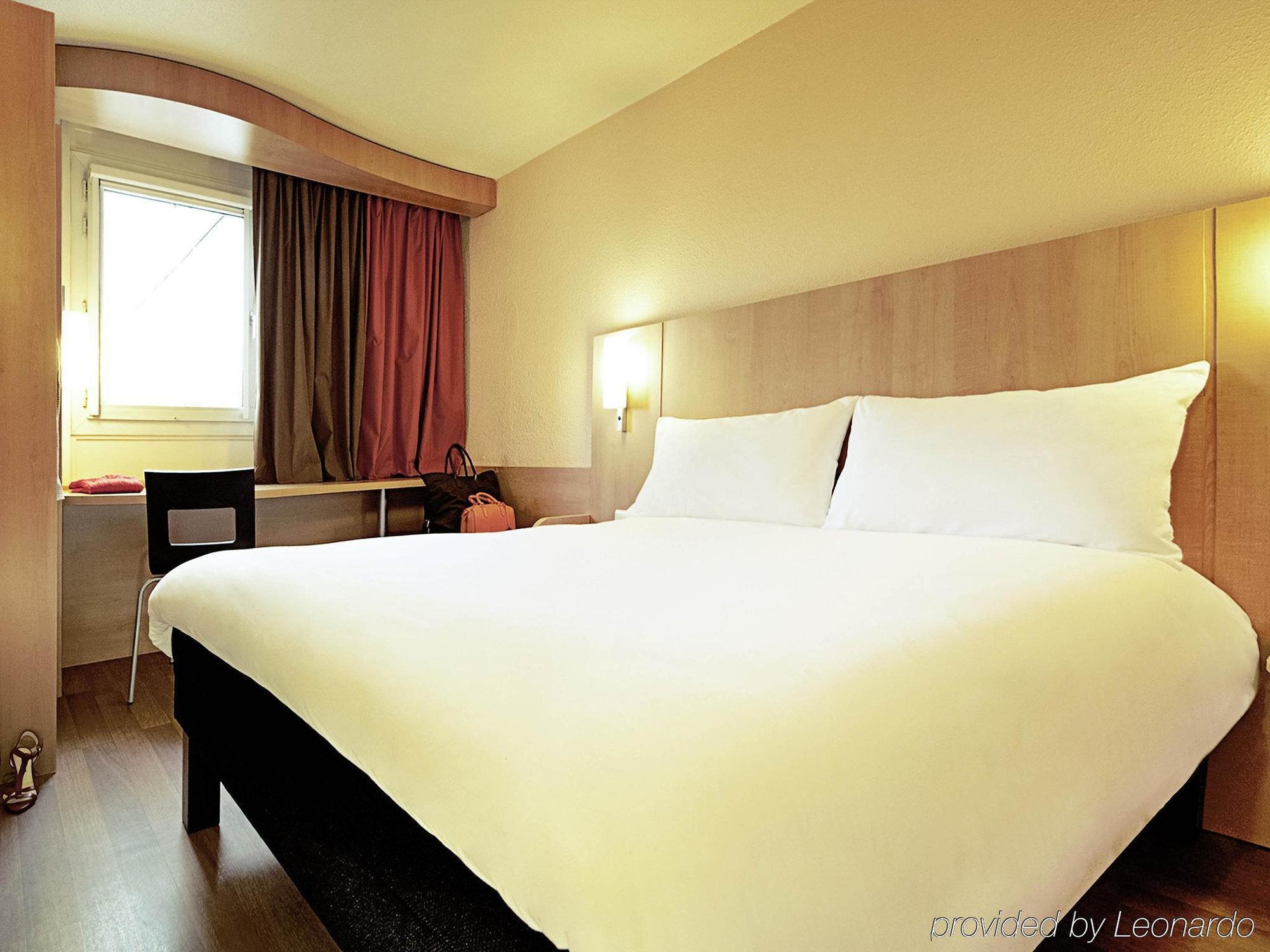 Ibis Auxerre Sud Hotel Venoy Exterior photo